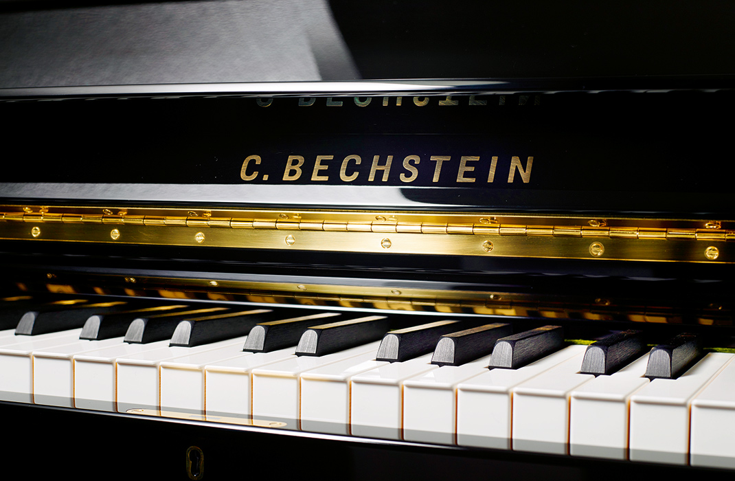 C. Bechstein Concert 8, piano of the month of October 2019