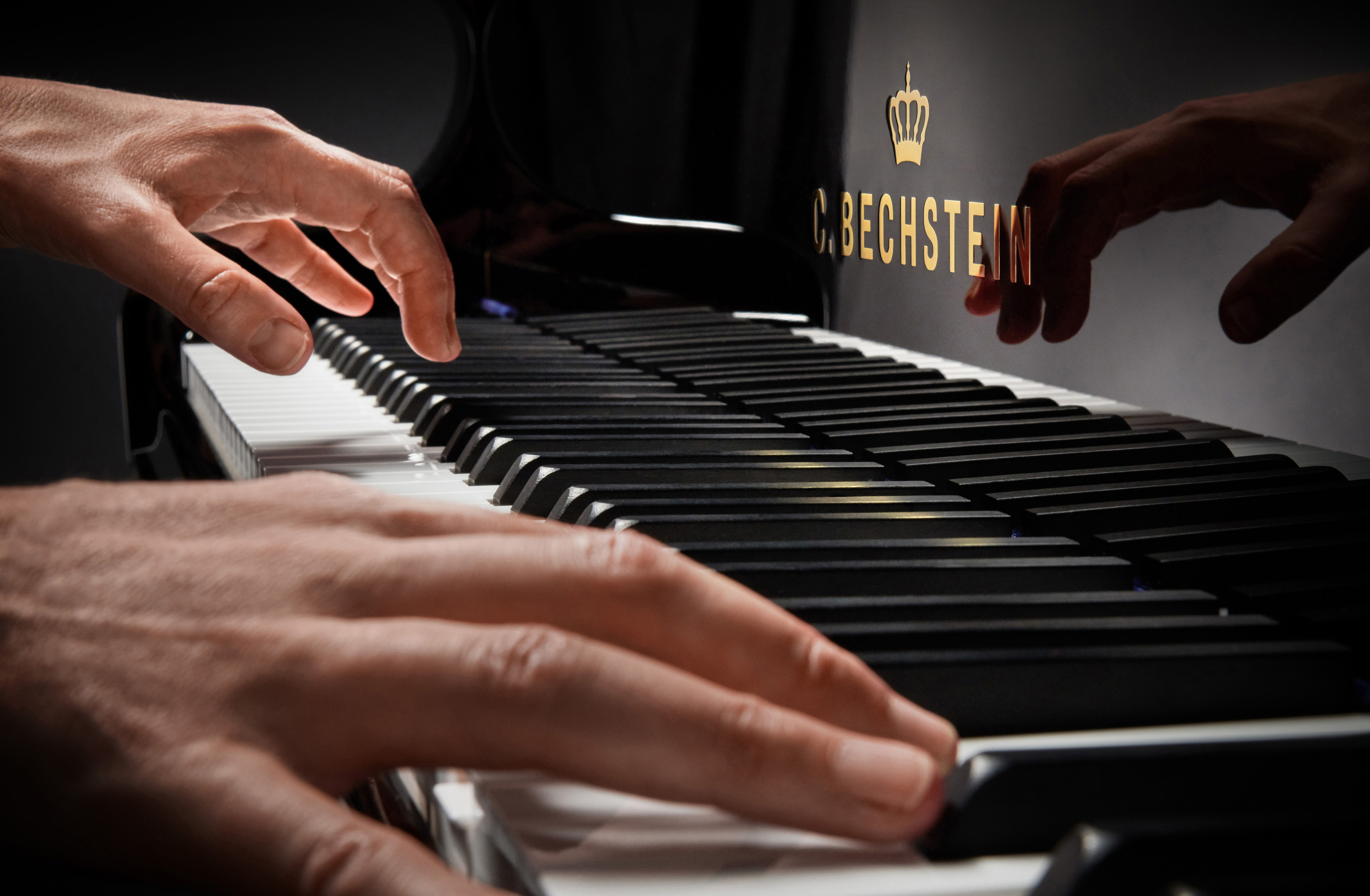 Wie Sie die Tasten Ihres Instruments richtig reinigen