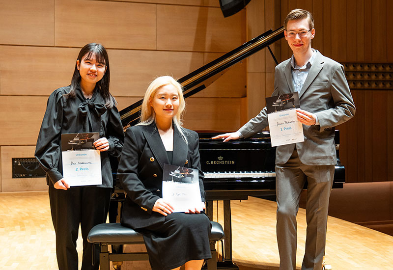 Roman Fediurko gewinnt 5. Bechstein-Bruckner-Wettbewerb Österreich