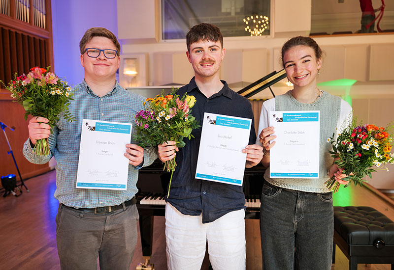 Acht Preisträger*innen beim 17. Bundeswettbewerb Schulpraktisches Klavierspiel Carl Bechstein