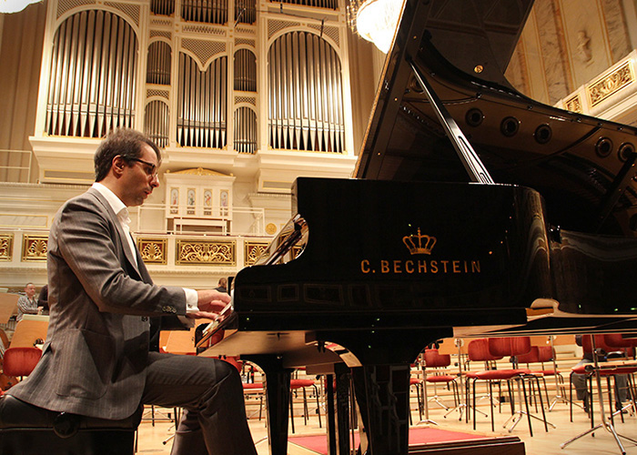 Saleem Ashkar at the Konzerthaus Berlin