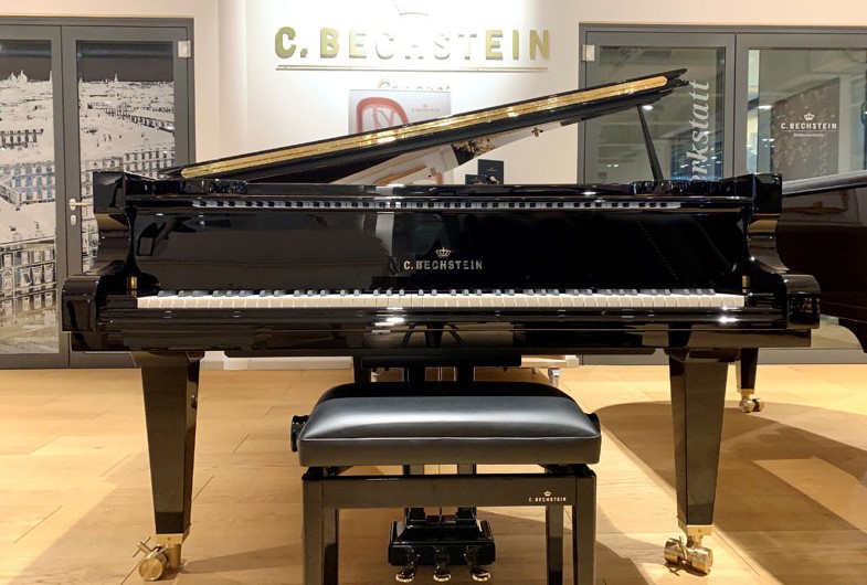 B-212 - C.&nbsp;Bechstein Concert