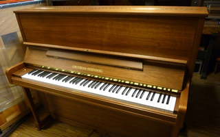 122 V Nussbaum - Grotrian-Steinweg