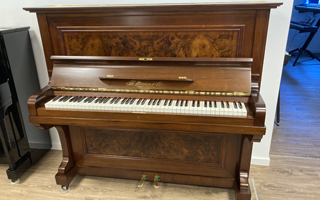 130 Wurzelnussbaum matt - Th. Mann & Co.