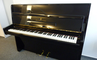 Z (115 cm) schwarz poliert - Steinway & Sons