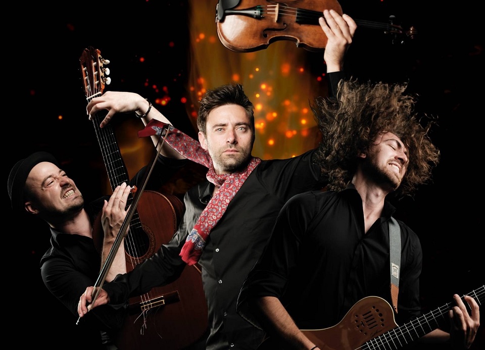 Cobario - Strings on Fire!