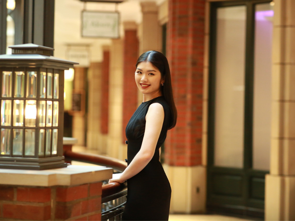 Hồ Khánh Vân / "60 Jahre" – Klavierabend mit Moderation