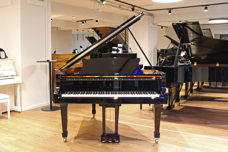Steinway Sons A 188 from 1983