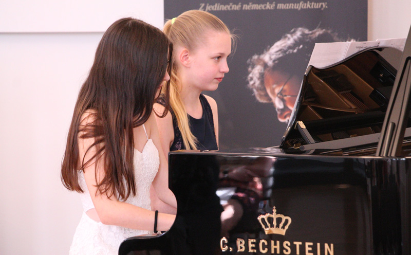 Absolventský klavírní koncert ZUŠ Střezina