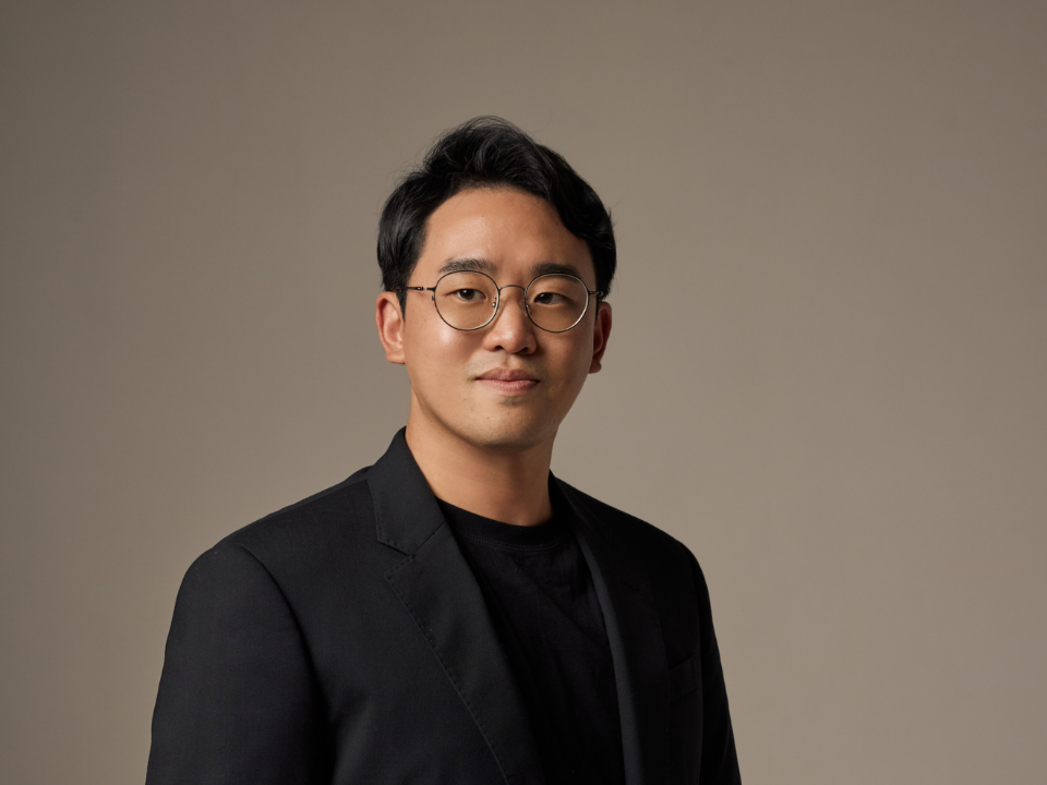 Julian Kim - eine leuchtende Reise durch die Dunkelheit