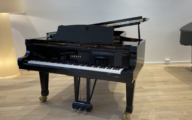 CF III Konzertflügel - YAMAHA