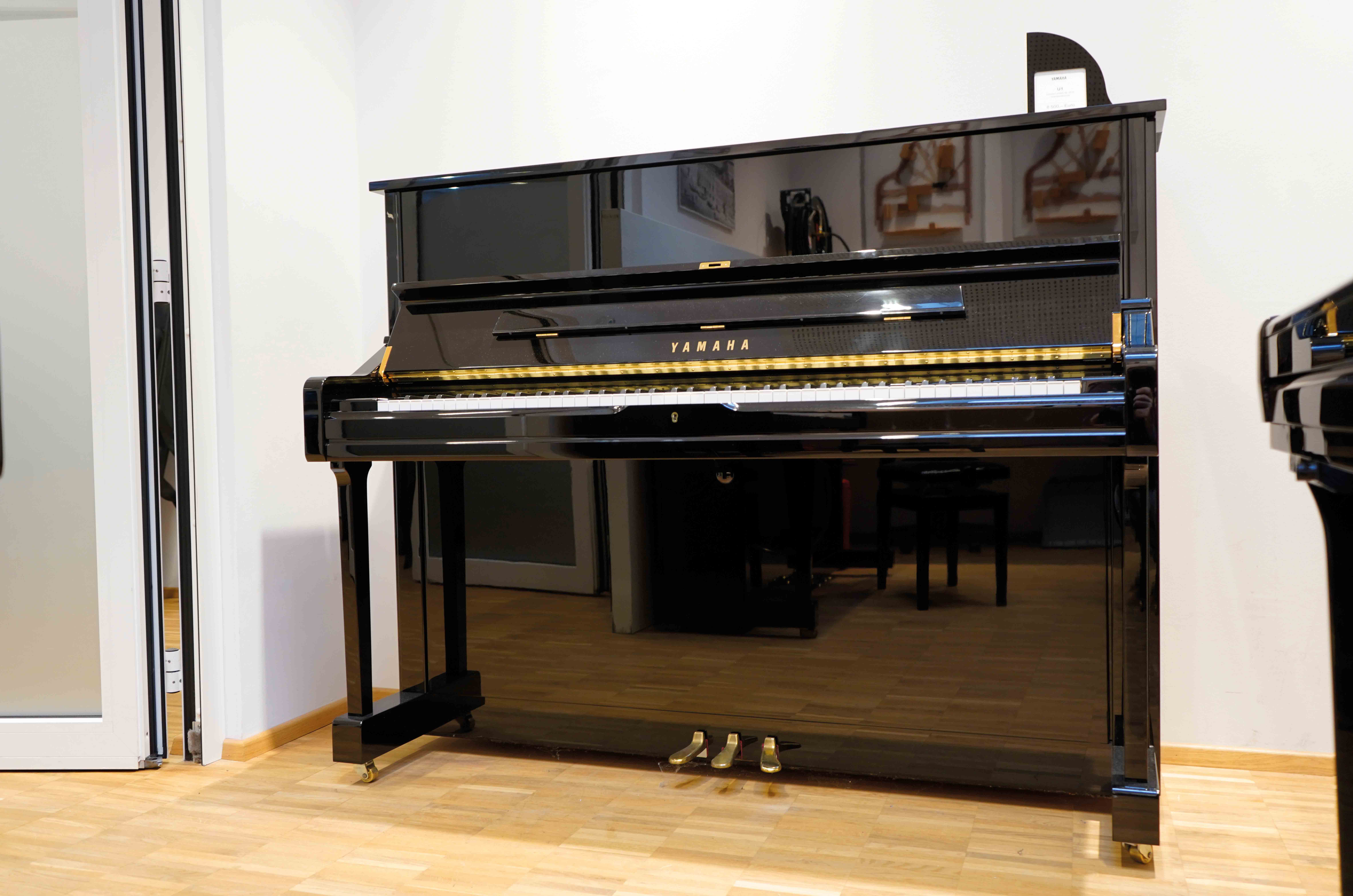 Yamaha U1 - Yamaha