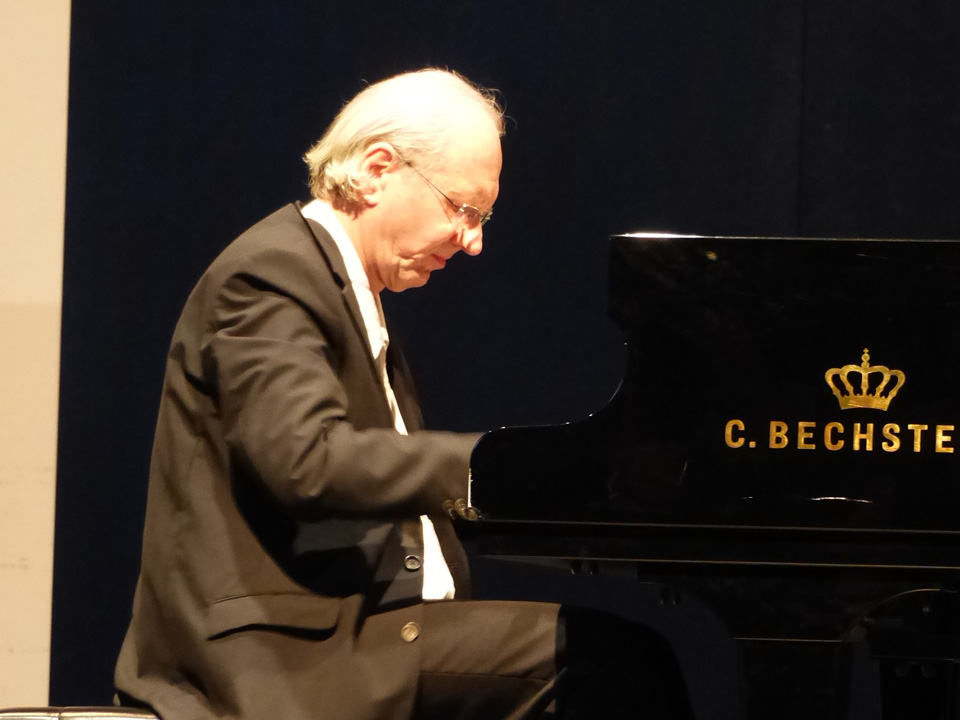 ----------------- Klavierabend ----------------- mit Reinhard Becker