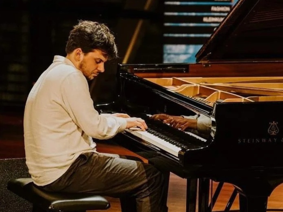 Noé Sécula Trio (FR/ES/US) “Double Talk”